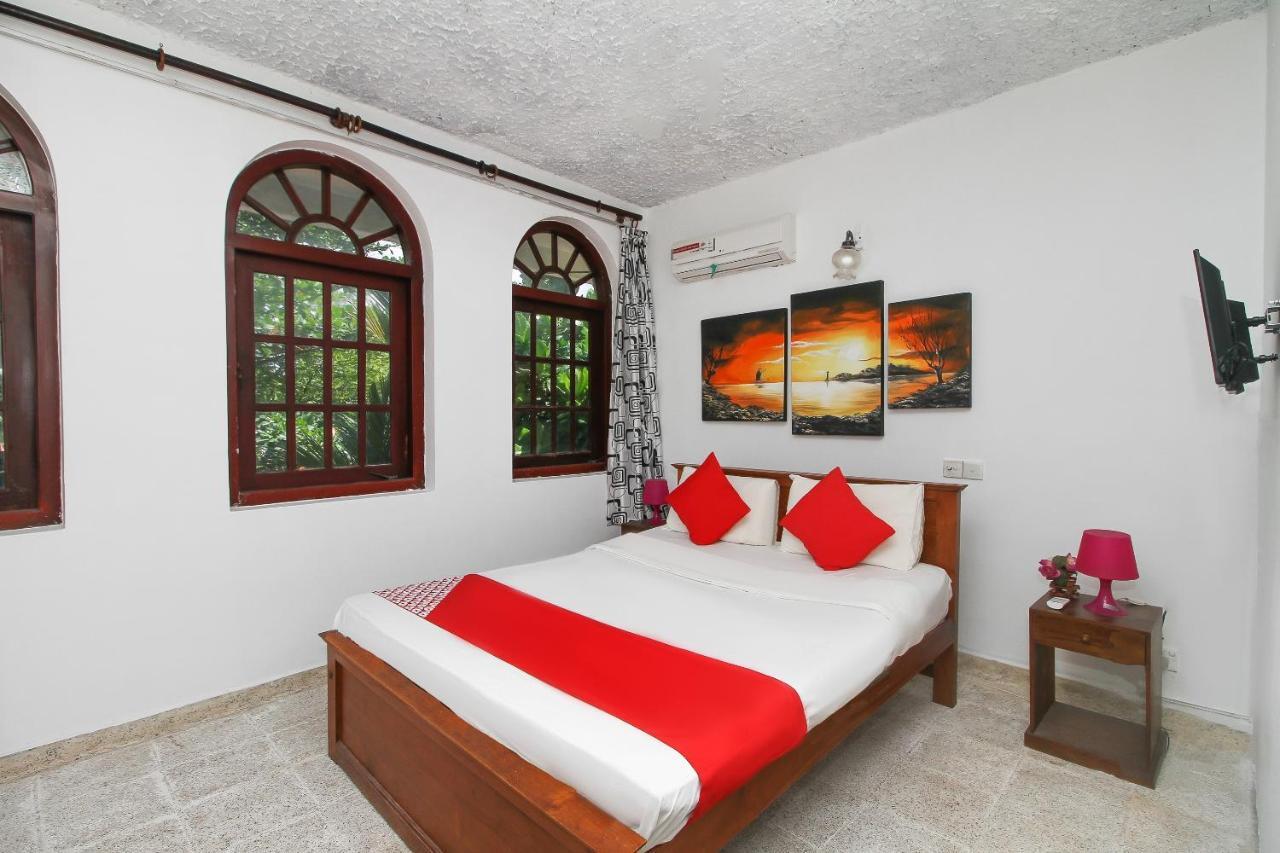 Oyo 459 Barasti Beach Resort Kalutara Exterior photo