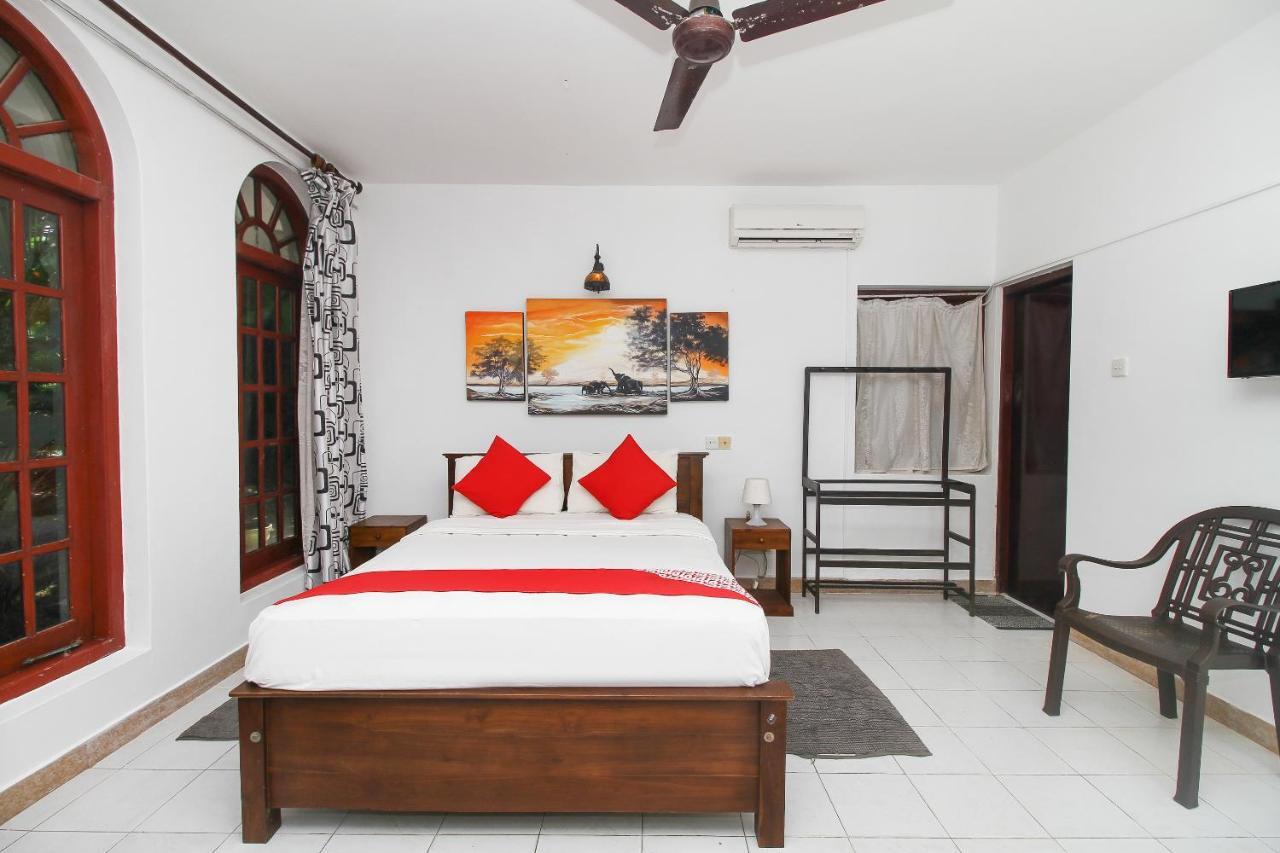 Oyo 459 Barasti Beach Resort Kalutara Exterior photo